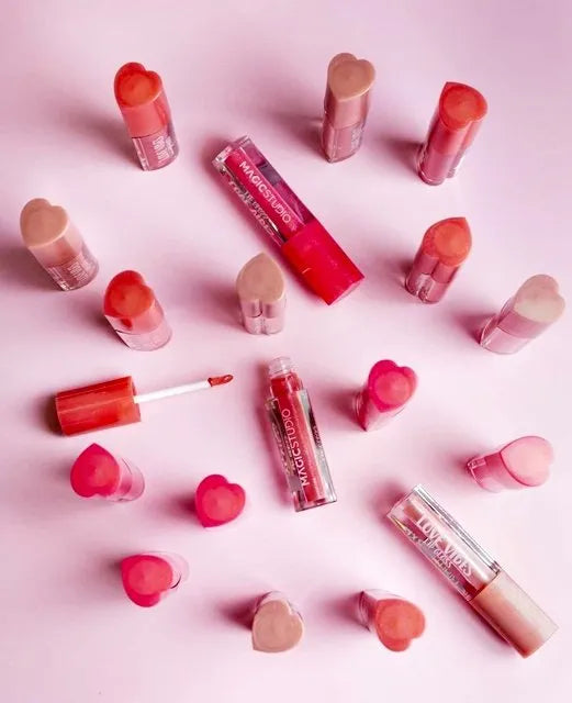 Lipgloss love vibes