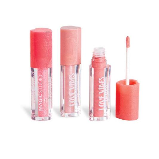 Lipgloss love vibes