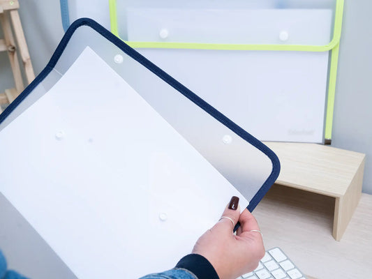 Portadocumenti A4 con due bottoni