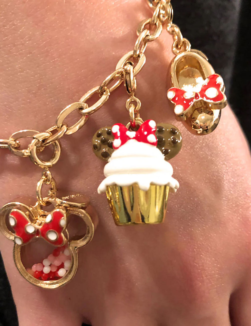 Charm Minnie Cupcake oro