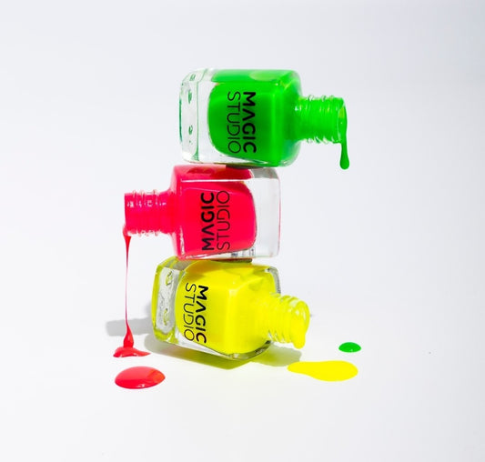 Nail flash neon