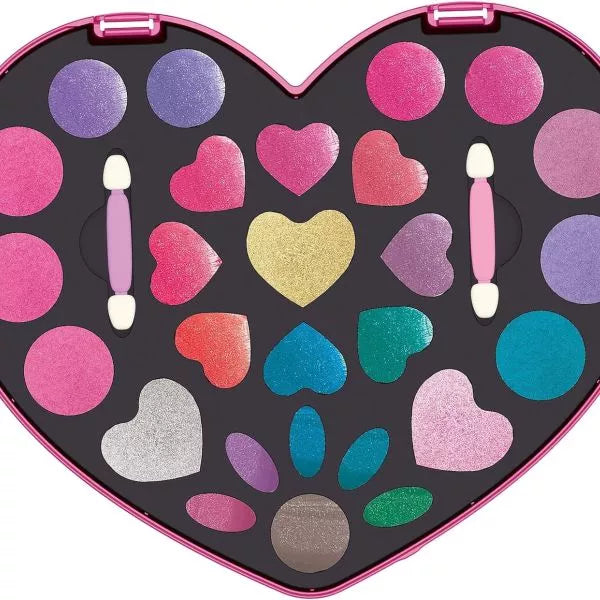 Crazy chic love make up