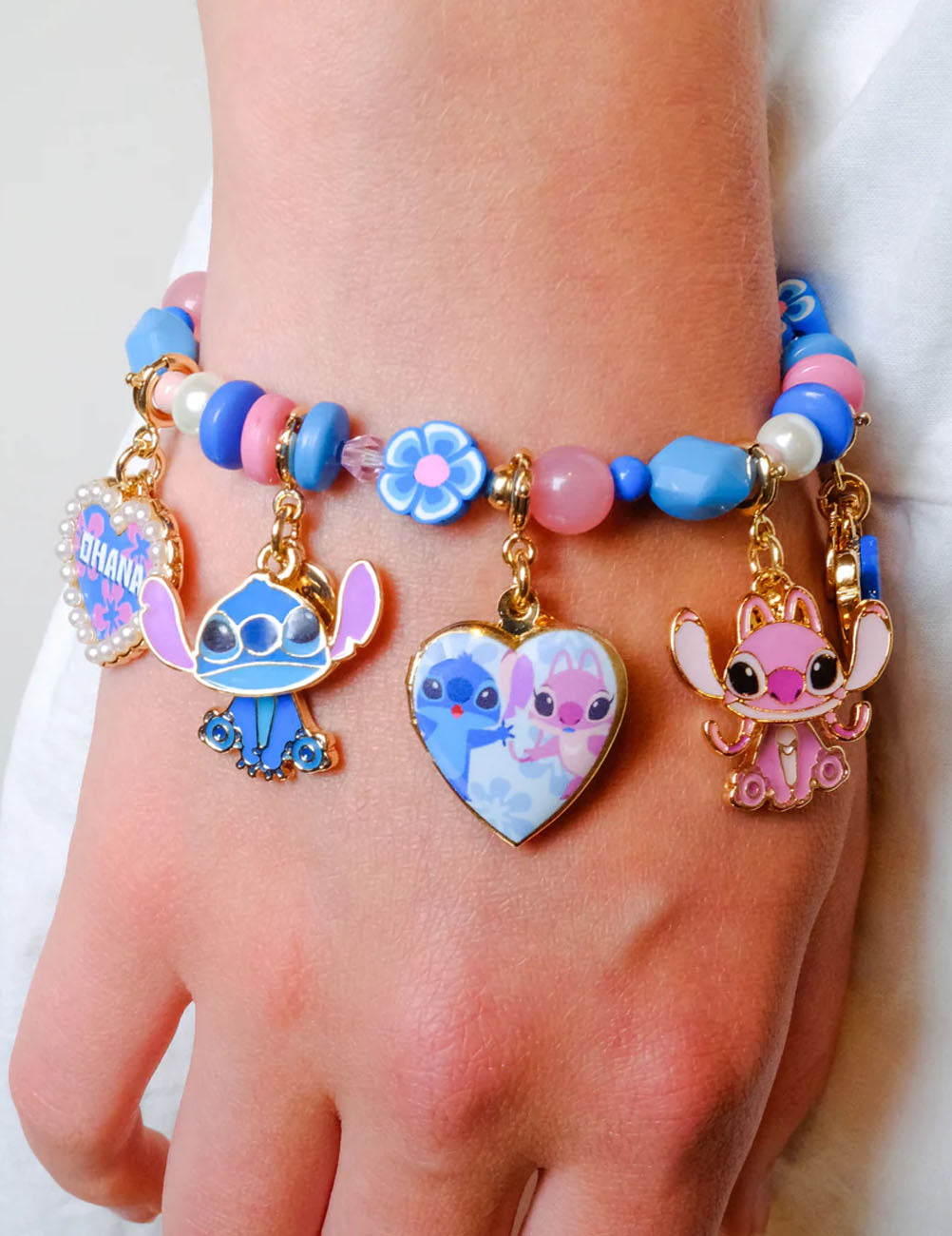 Bracciale elastico con perline colorate e dorate